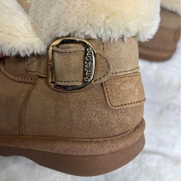 Woman’s leather/suede SoftMoc boots. Size 8. Excellent condition. Gold buckle. W - Picture 2 of 10